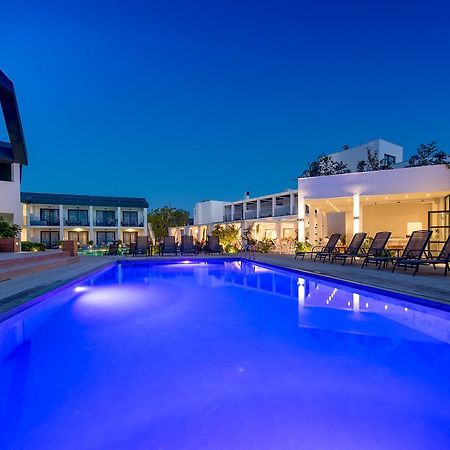 Aqua Bay Hotel Plánosz Kültér fotó