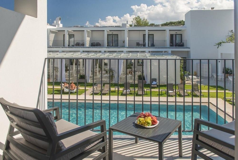 Aqua Bay Hotel Plánosz Kültér fotó
